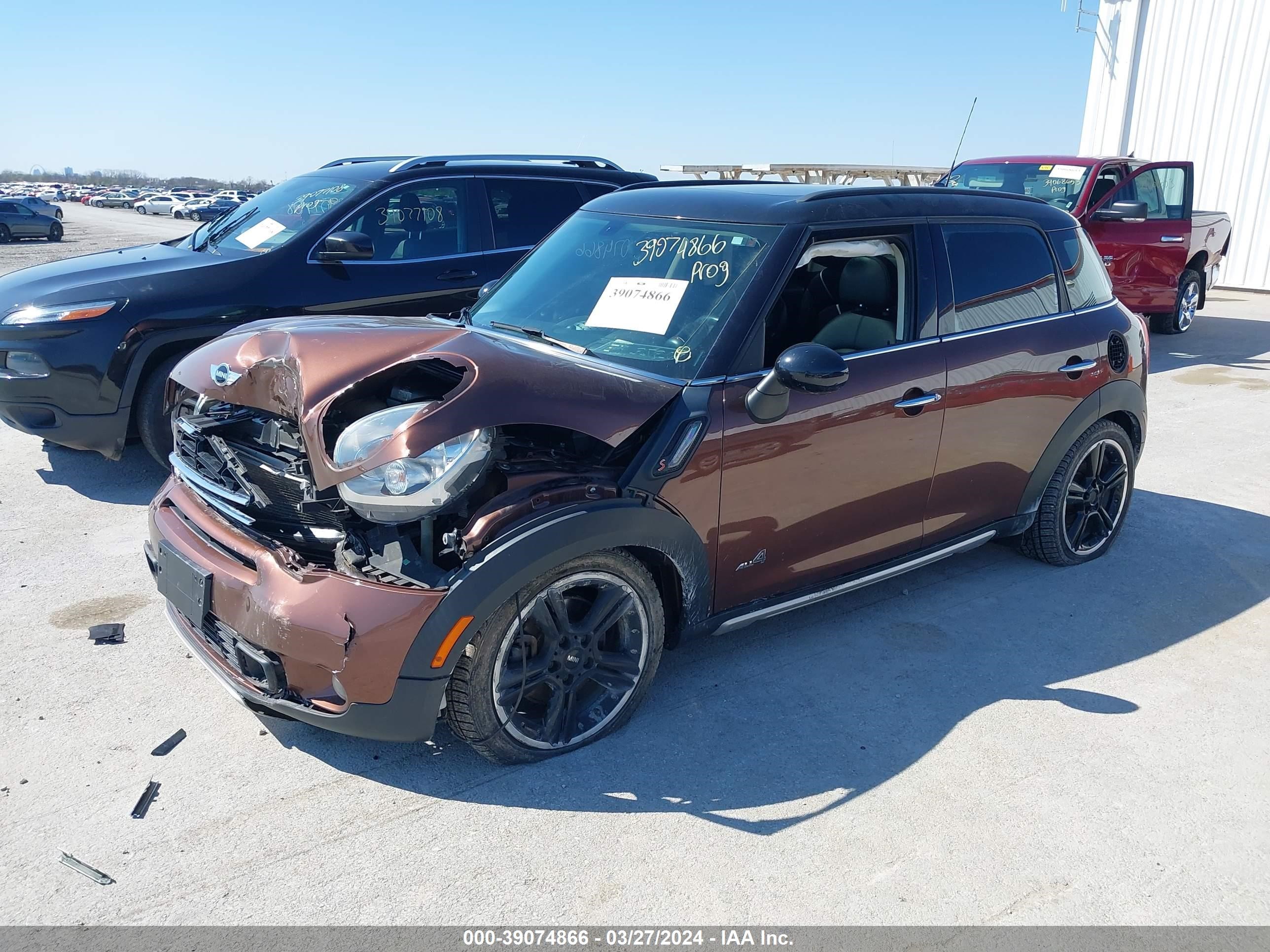 Photo 1 VIN: WMWZC5C56FWP44790 - MINI COUNTRYMAN 