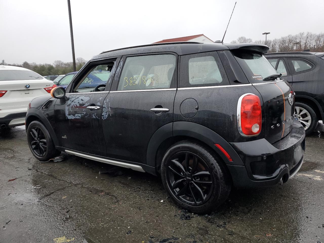 Photo 2 VIN: WMWZC5C56GWU04203 - MINI COOPER 