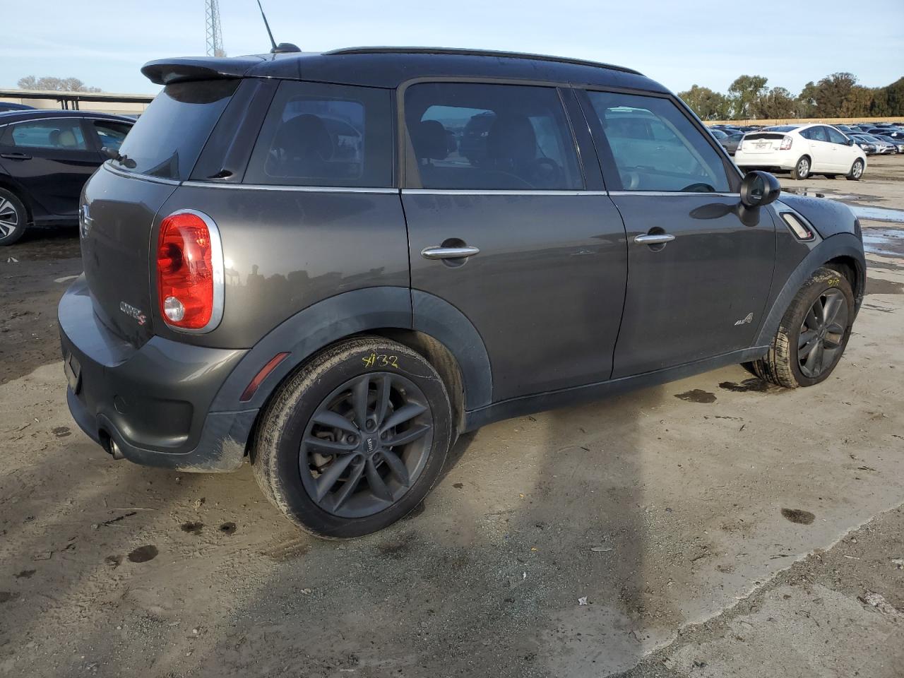 Photo 2 VIN: WMWZC5C58CWL62725 - MINI COOPER 