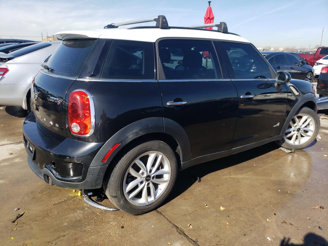 Photo 2 VIN: WMWZC5C59DWM16552 - MINI COOPER 