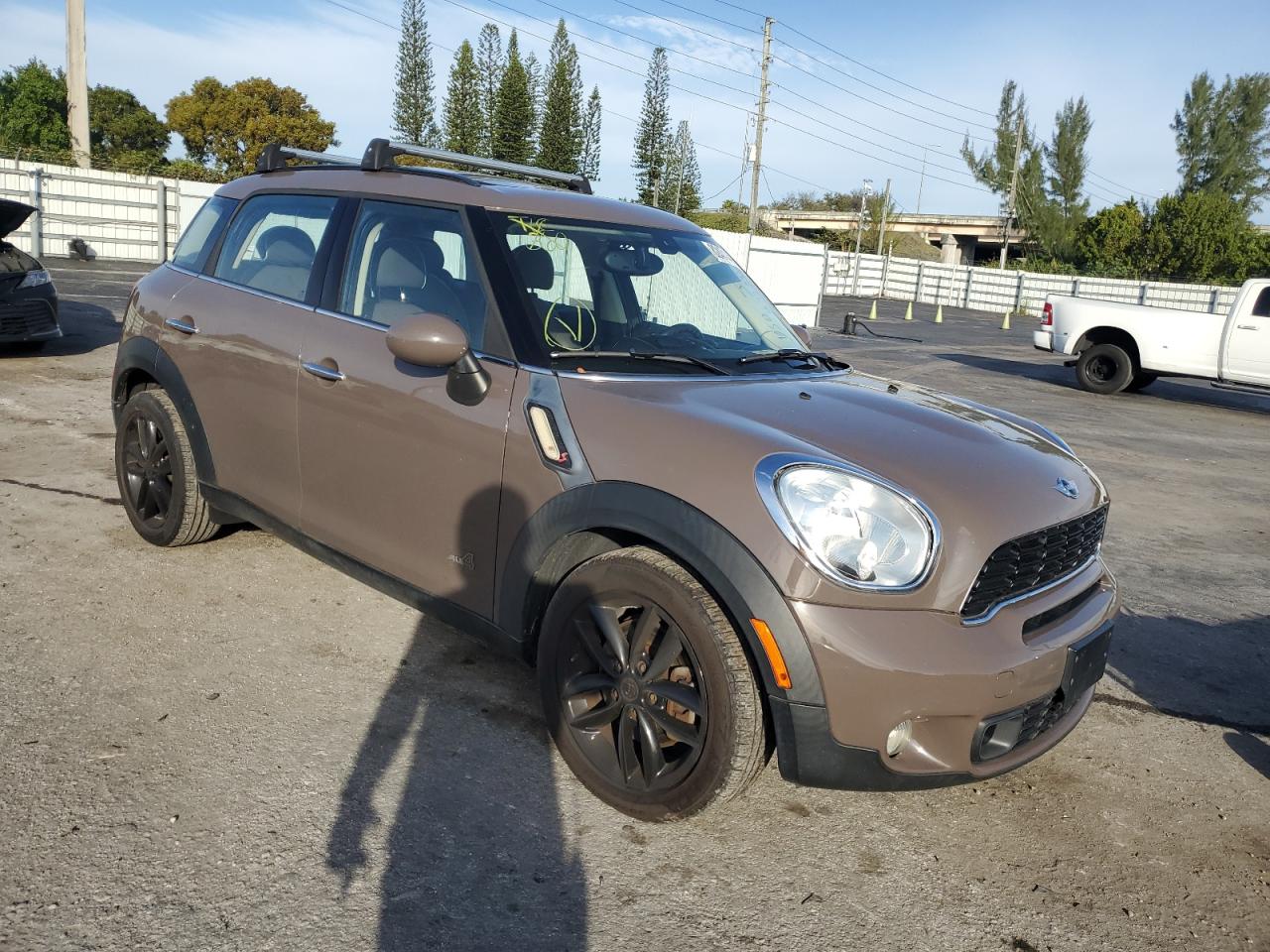 Photo 3 VIN: WMWZC5C59EWP39047 - MINI COOPER 