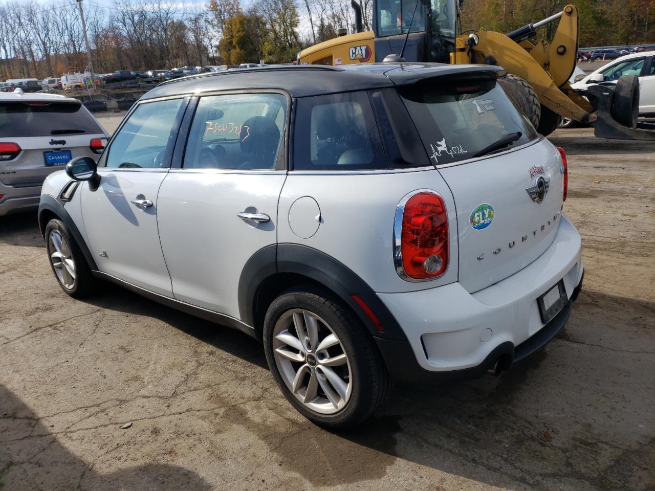 Photo 1 VIN: WMWZC5C5XEWP39459 - MINI COOPER 