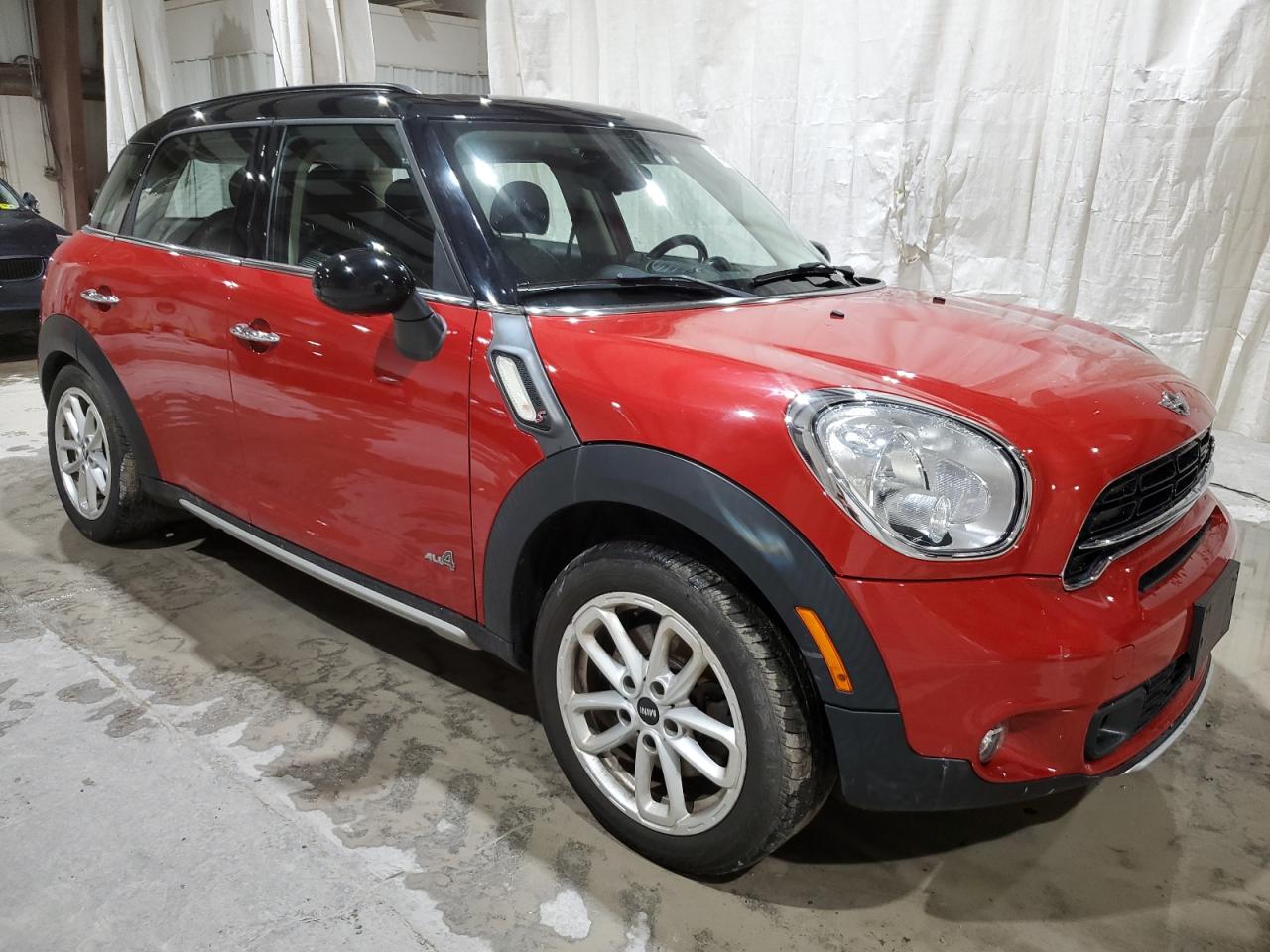 Photo 3 VIN: WMWZC5C5XFWT37572 - MINI COOPER 