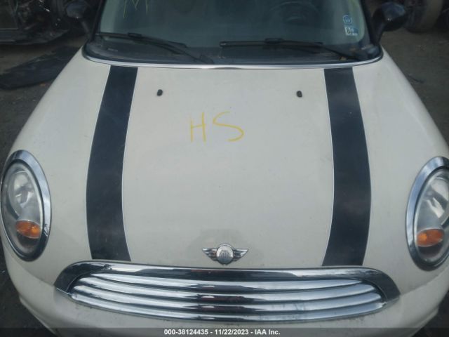 Photo 9 VIN: WMWZF3C52DT490604 - MINI CLUBMAN 