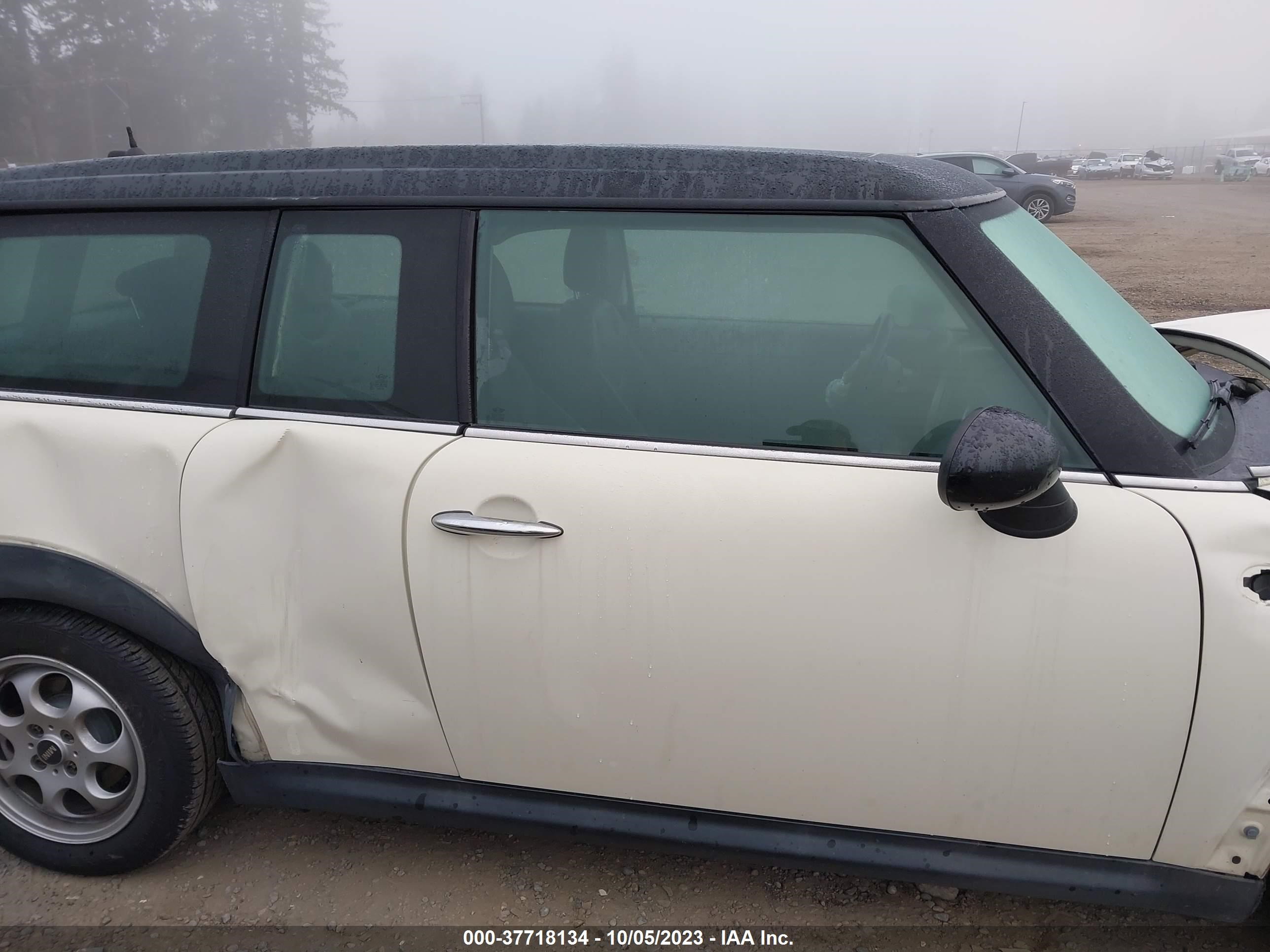 Photo 12 VIN: WMWZF3C52ET493066 - MINI CLUBMAN 