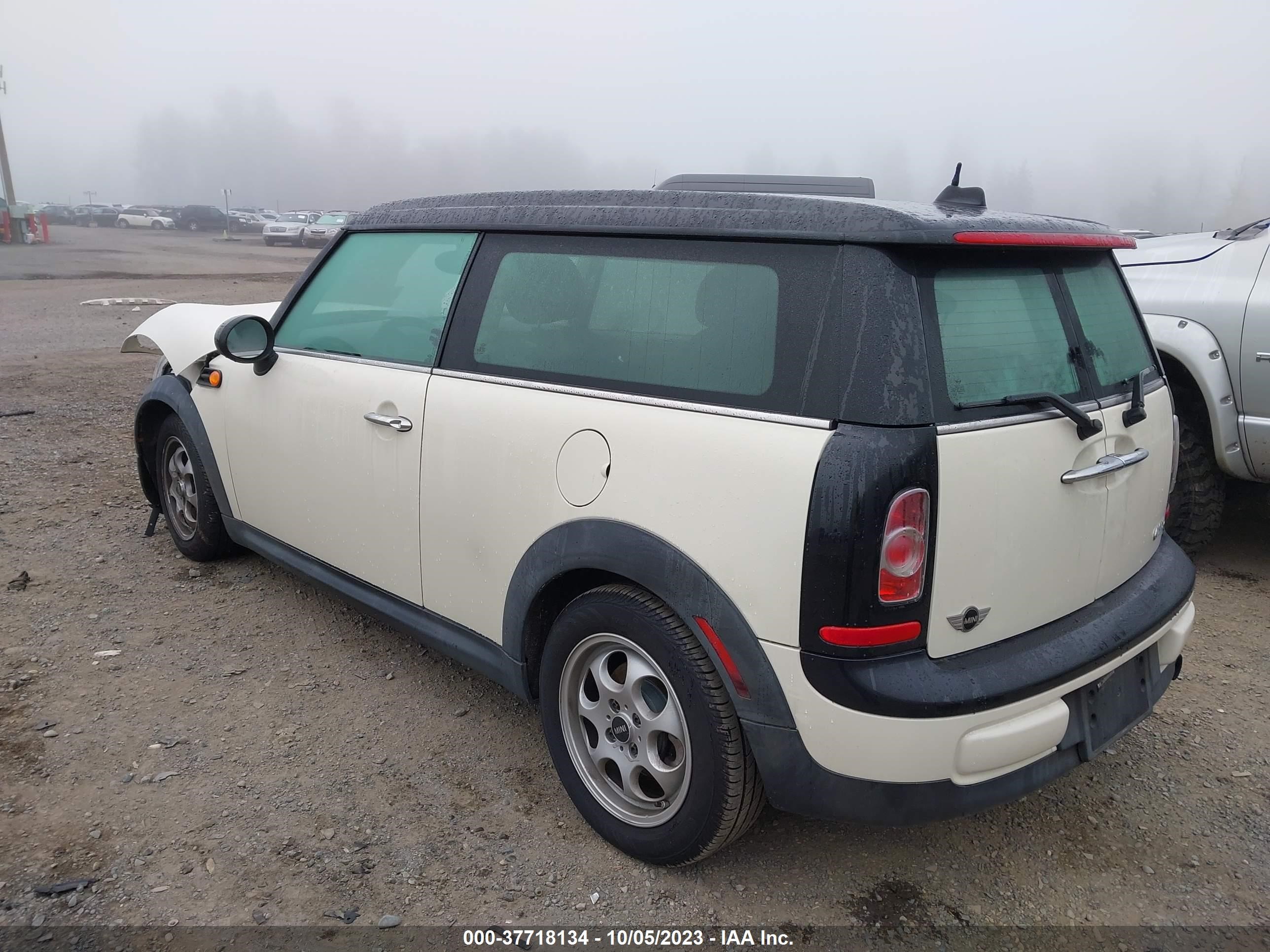 Photo 2 VIN: WMWZF3C52ET493066 - MINI CLUBMAN 