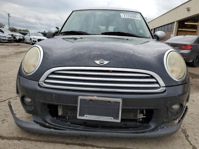 Photo 4 VIN: WMWZF3C54BTY00040 - MINI COOPER CLU 