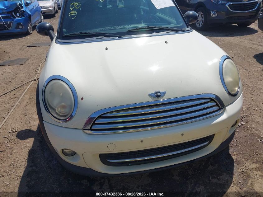 Photo 11 VIN: WMWZF3C55BTY00922 - MINI CLUBMAN 