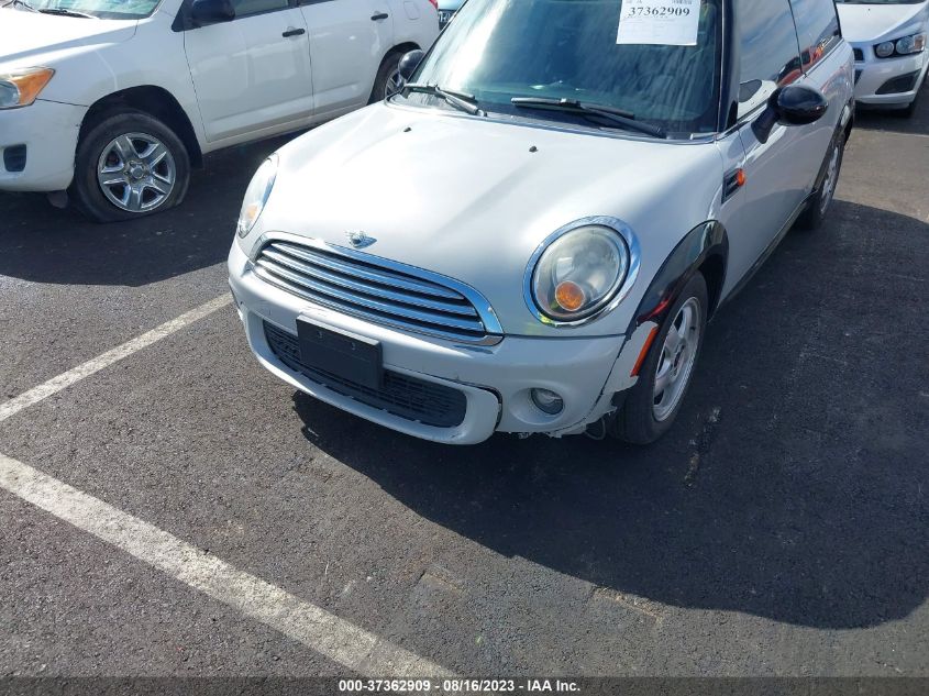 Photo 5 VIN: WMWZF3C59BT188062 - MINI CLUBMAN 