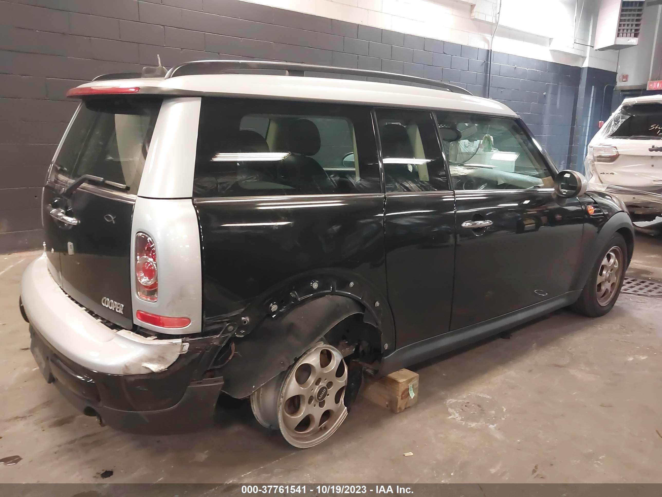 Photo 5 VIN: WMWZF3C59ET493517 - MINI CLUBMAN 