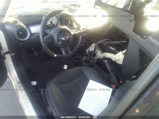 Photo 4 VIN: WMWZF3C5XCT267760 - MINI COOPER CLUBMAN 