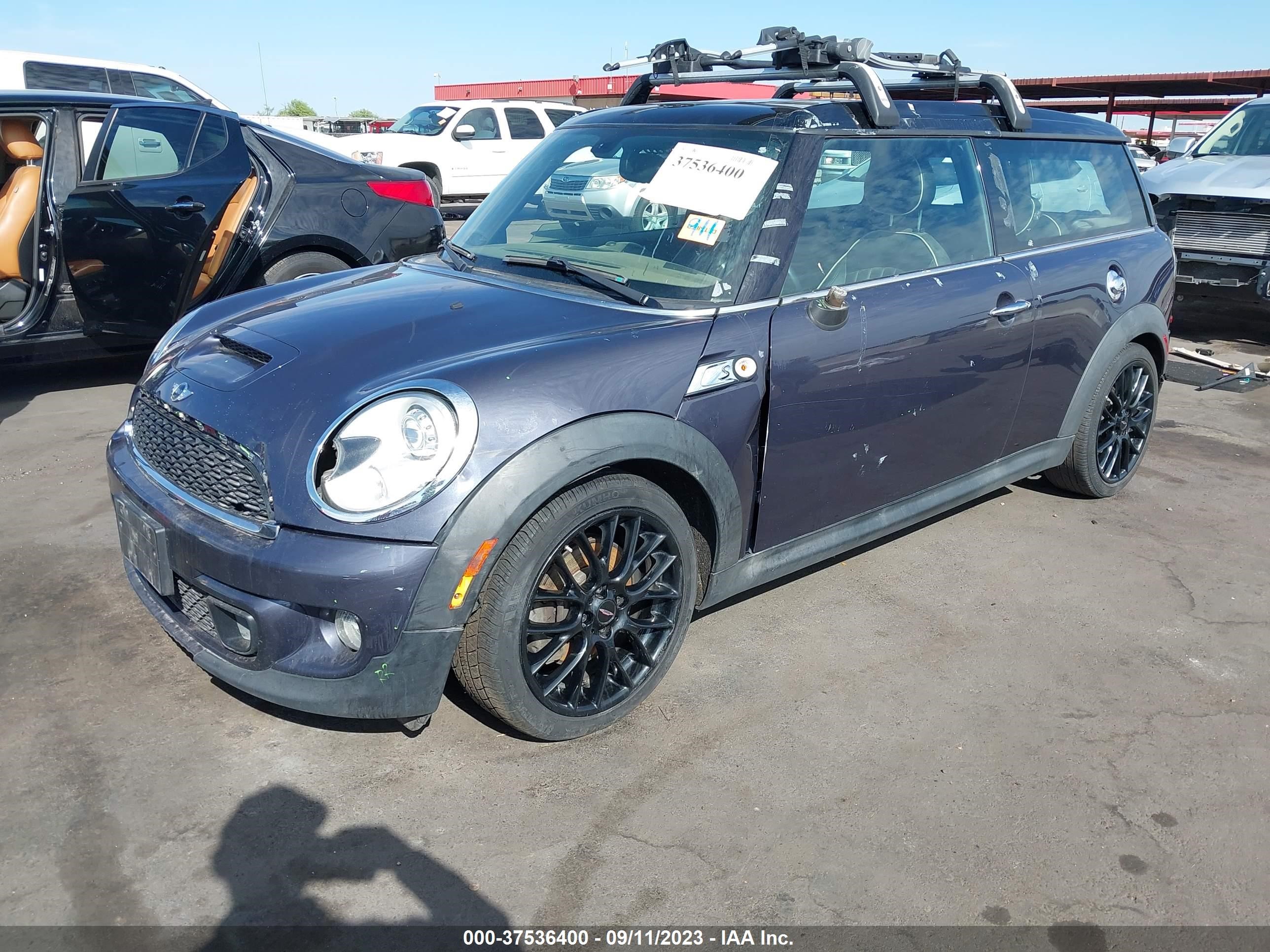 Photo 1 VIN: WMWZG3C50CTY32420 - MINI CLUBMAN 