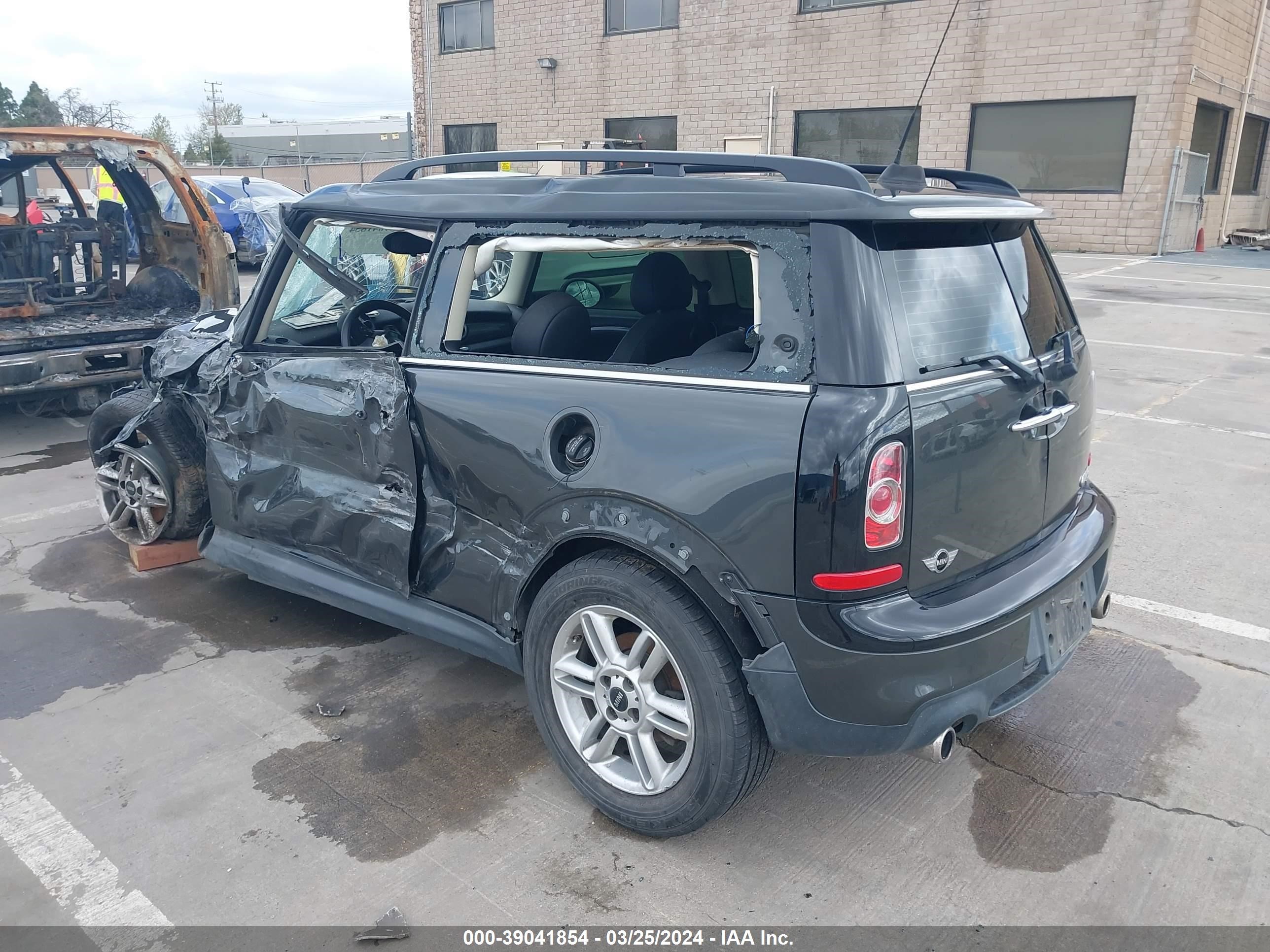 Photo 2 VIN: WMWZG3C50ET800201 - MINI CLUBMAN 