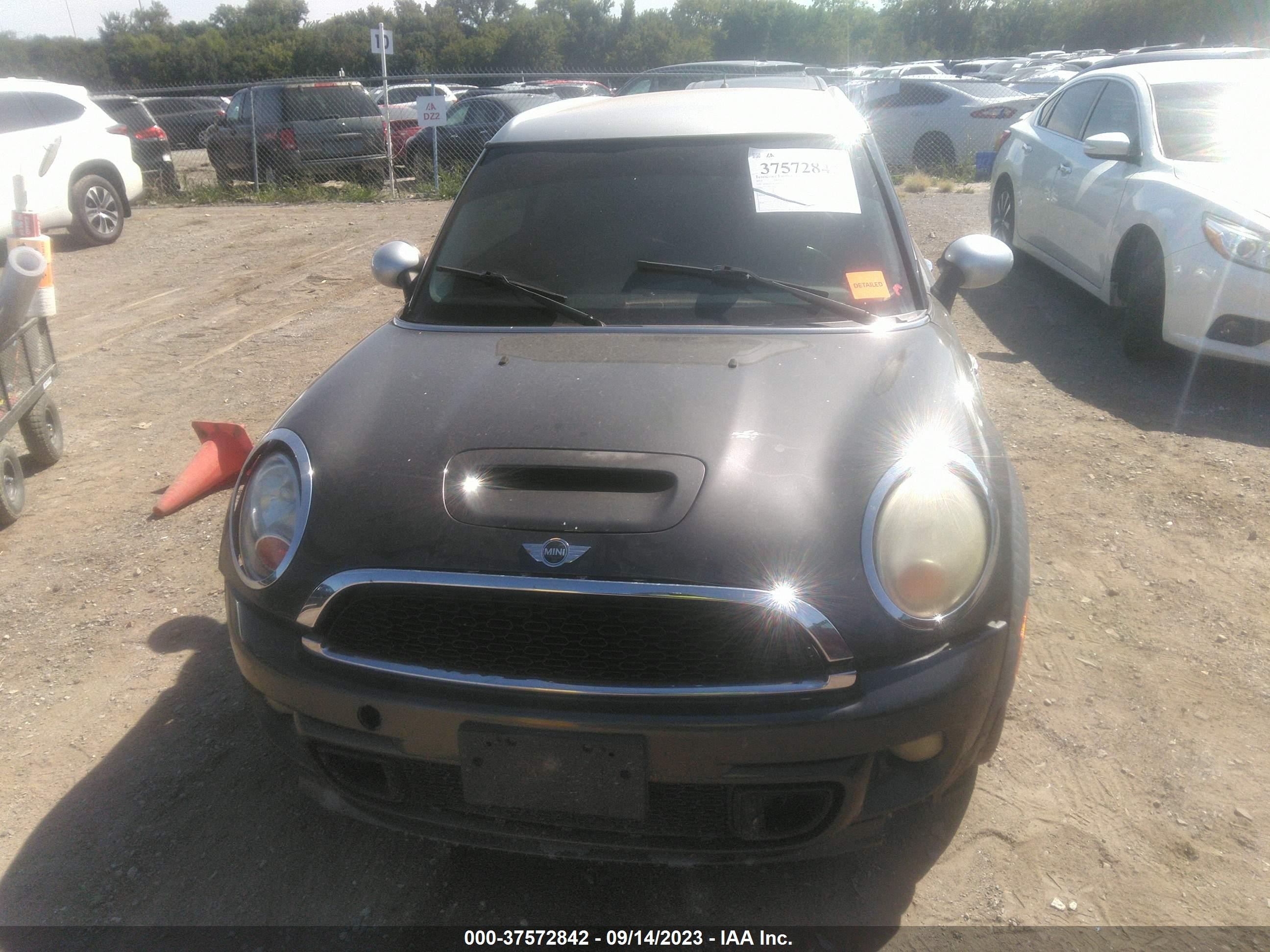 Photo 5 VIN: WMWZG3C52BTY36211 - MINI COOPER CLUBMAN 