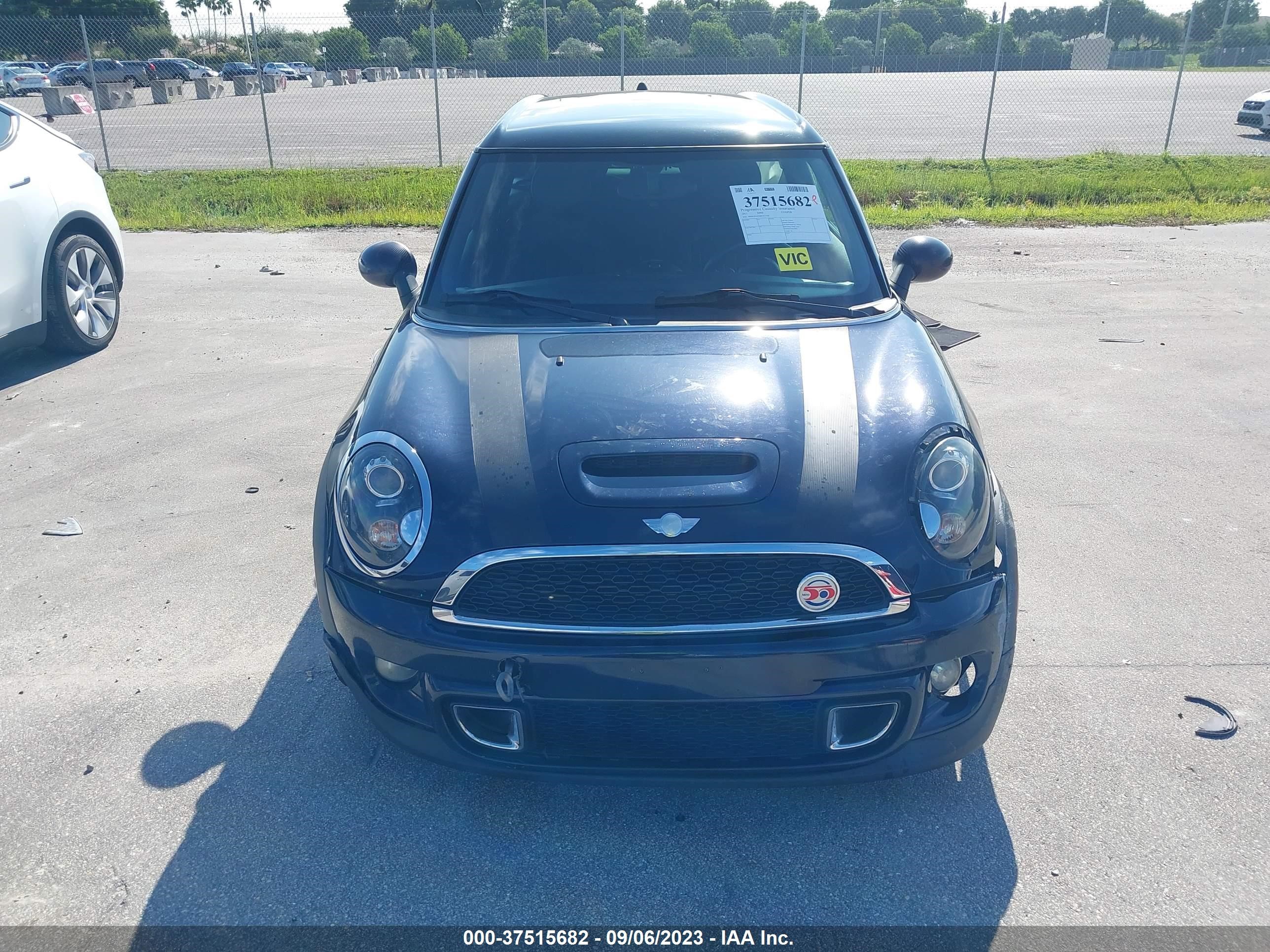 Photo 11 VIN: WMWZG3C52BTY37102 - MINI CLUBMAN 