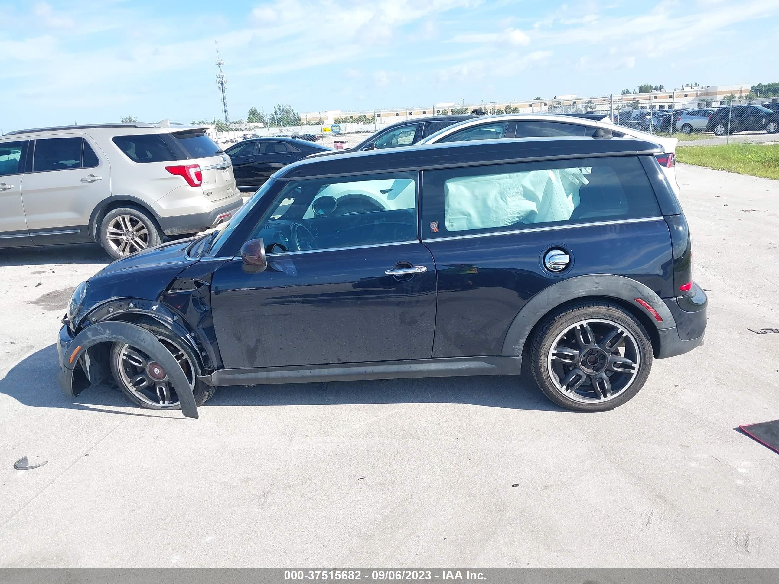 Photo 13 VIN: WMWZG3C52BTY37102 - MINI CLUBMAN 