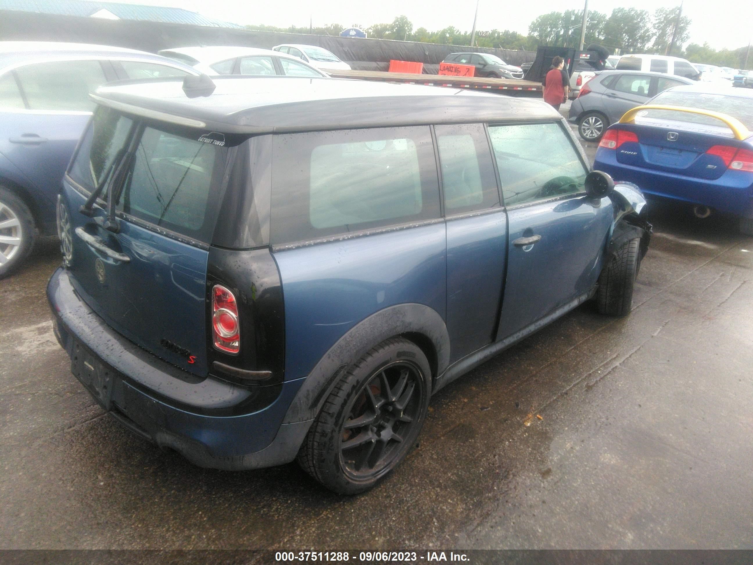 Photo 3 VIN: WMWZG3C55BTY30757 - MINI CLUBMAN 