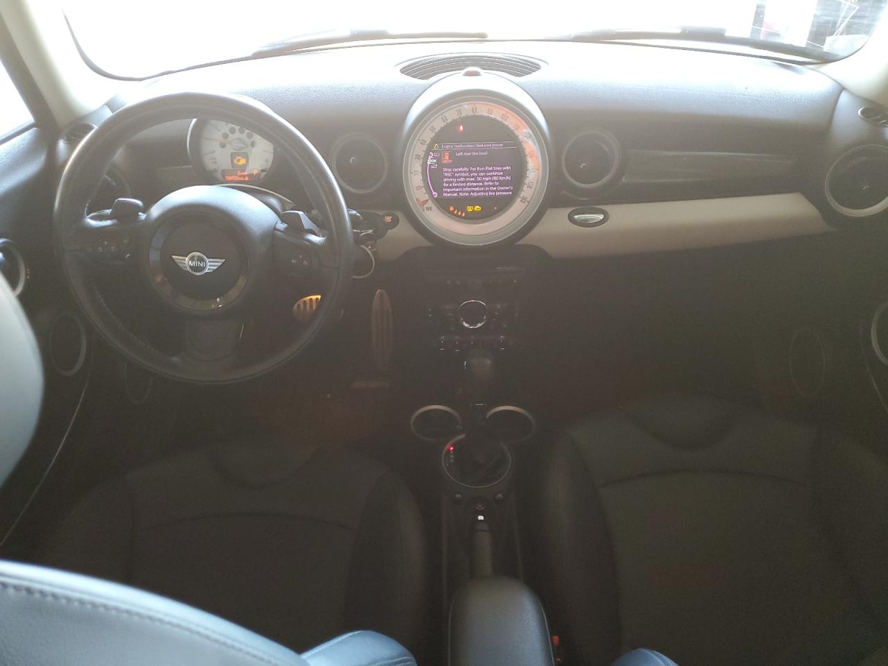 Photo 7 VIN: WMWZG3C55DTY39834 - MINI COOPER 