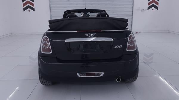 Photo 19 VIN: WMWZN3C50DT569031 - MINI COOPER 