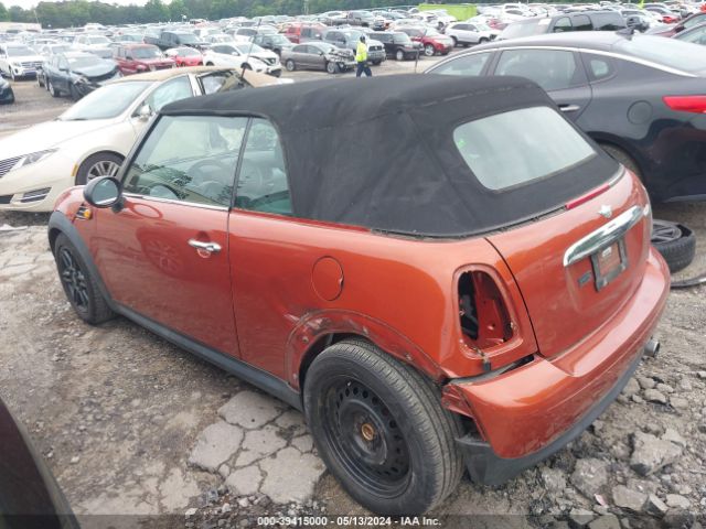 Photo 2 VIN: WMWZN3C50ET861067 - MINI CONVERTIBLE 