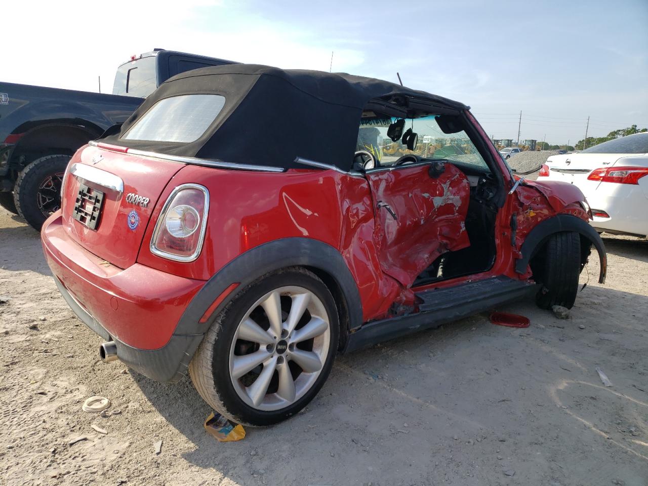 Photo 2 VIN: WMWZN3C54DT135467 - MINI COOPER 