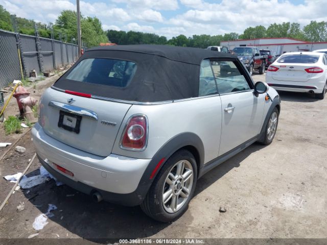 Photo 3 VIN: WMWZN3C57CT134800 - MINI COOPER CONVERTIBLE 