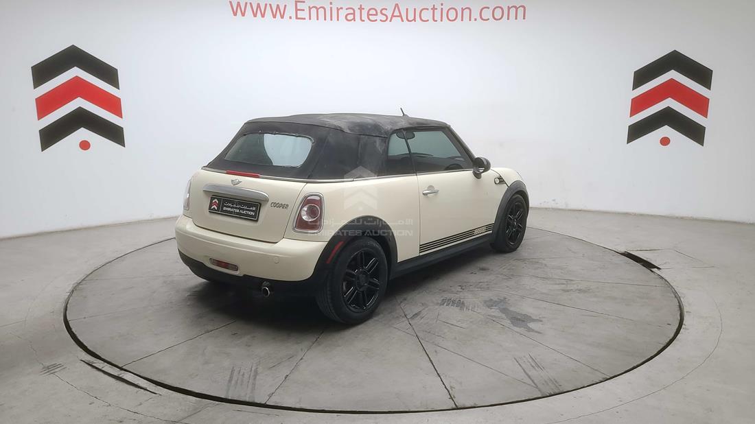 Photo 13 VIN: WMWZN3C58CT135194 - MINI COOPER 