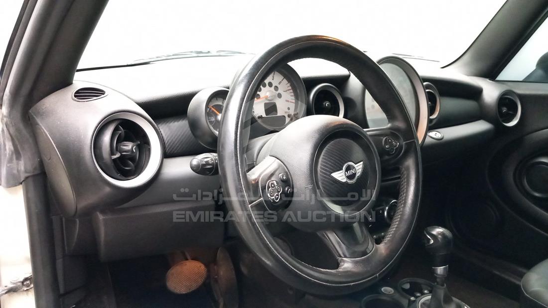 Photo 17 VIN: WMWZN3C58CT135194 - MINI COOPER 