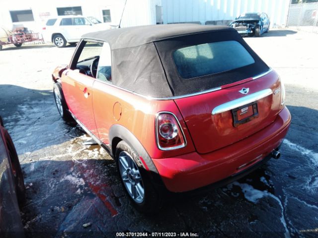 Photo 2 VIN: WMWZN3C58DT568225 - MINI CONVERTIBLE 