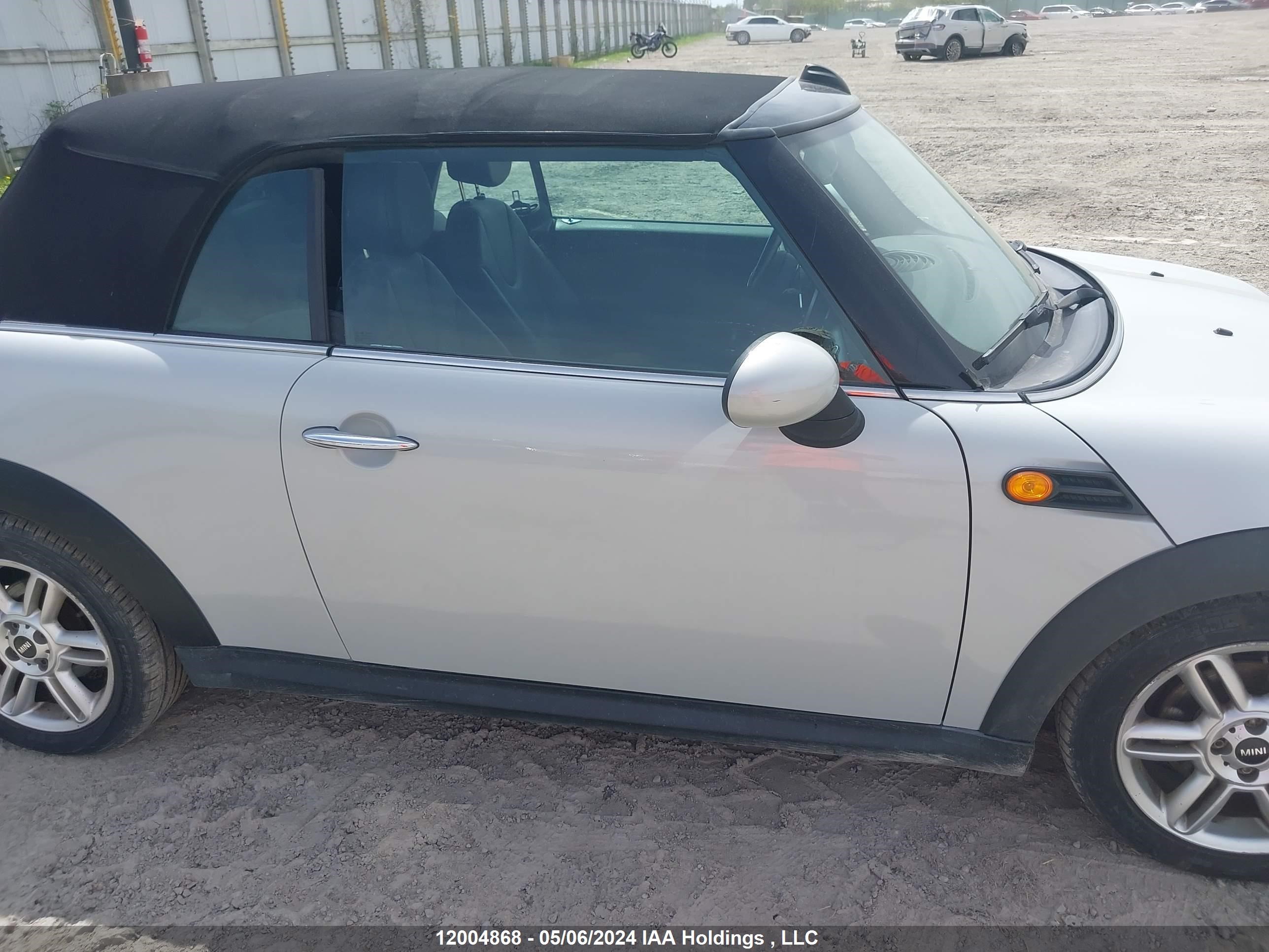 Photo 12 VIN: WMWZN3C59CT265503 - MINI COOPER 