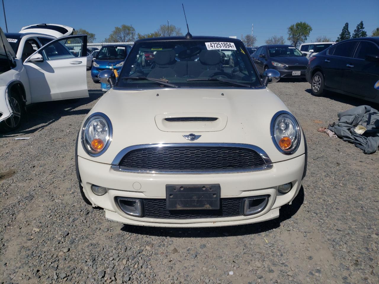 Photo 4 VIN: WMWZP3C51BTX84196 - MINI COOPER 