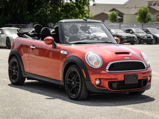 Photo 3 VIN: WMWZP3C53CT250716 - MINI COOPER CONVERTIBLE 