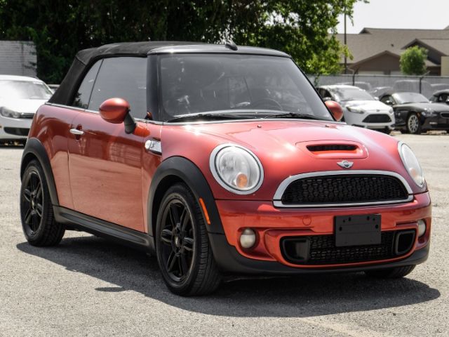 Photo 4 VIN: WMWZP3C53CT250716 - MINI COOPER CONVERTIBLE 