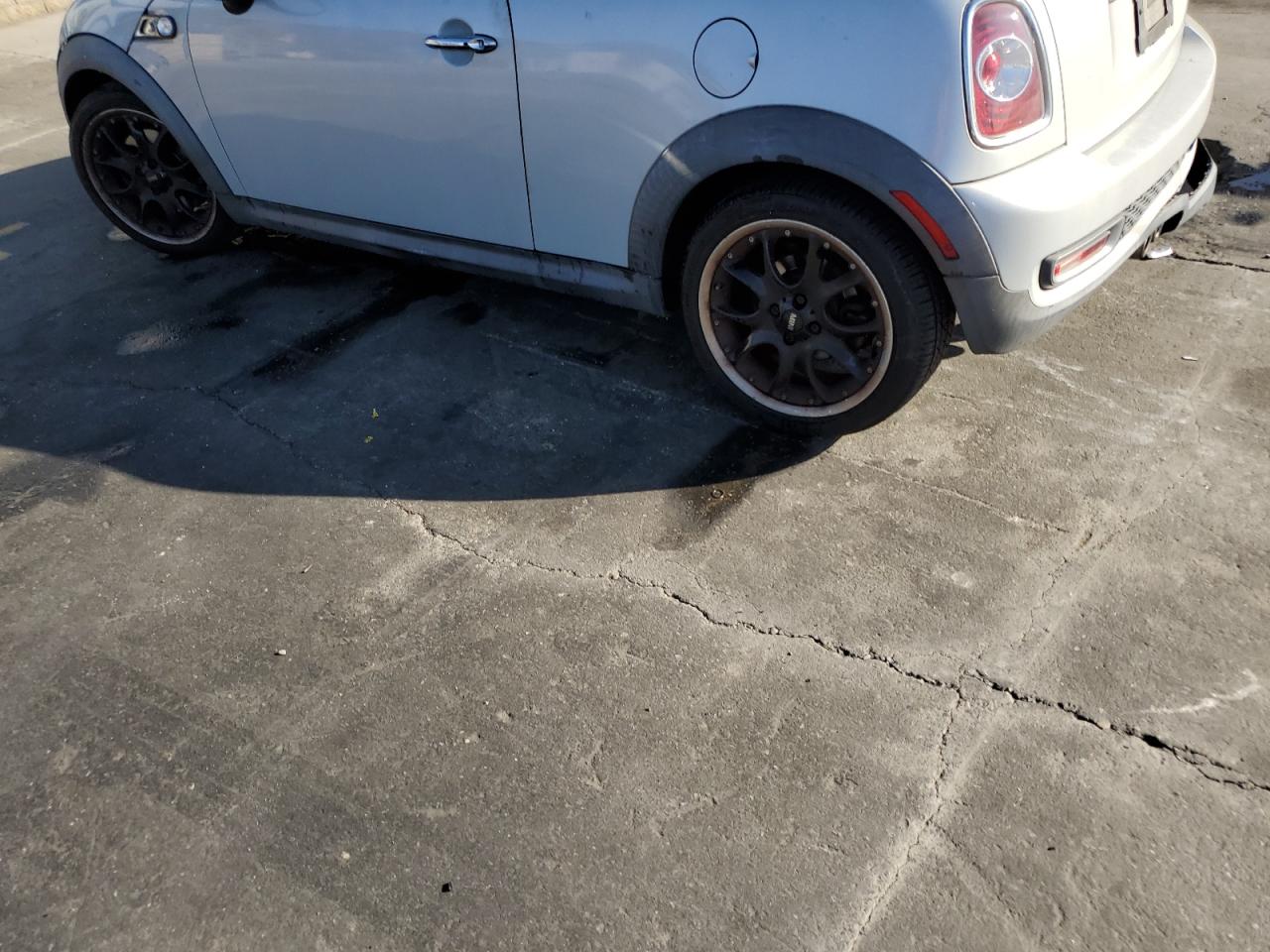 Photo 1 VIN: WMWZP3C55BTX83973 - MINI COOPER 