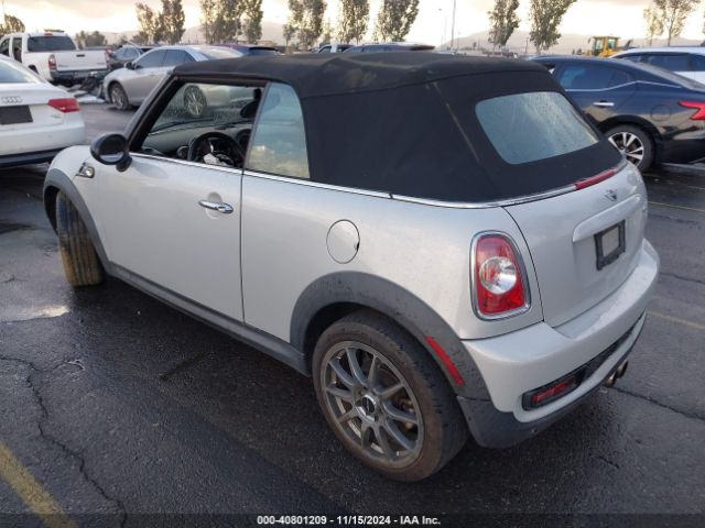 Photo 2 VIN: WMWZP3C55F2A90903 - MINI COOPER CONVERTIBLE 