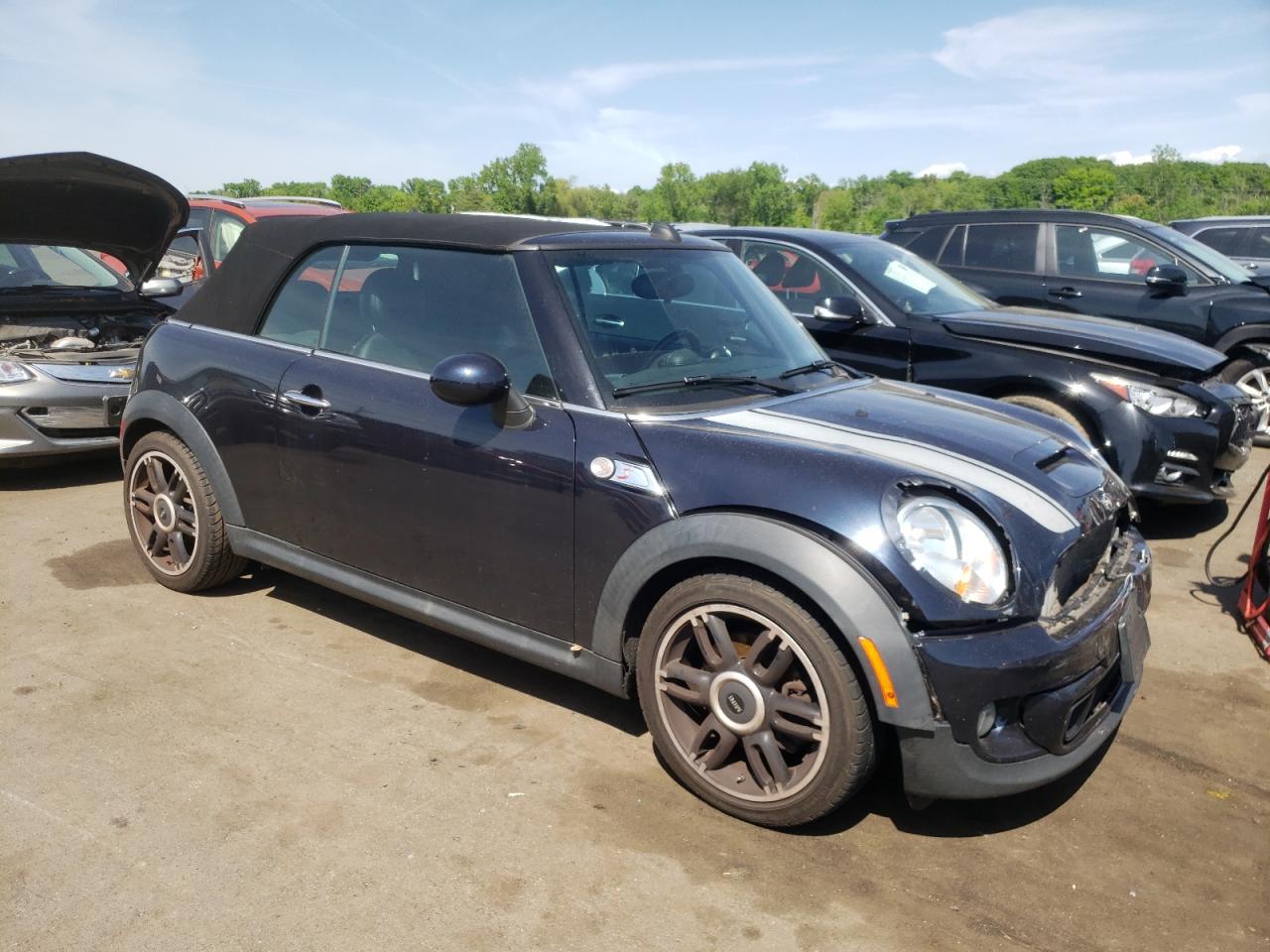 Photo 3 VIN: WMWZP3C58DT705609 - MINI COOPER 