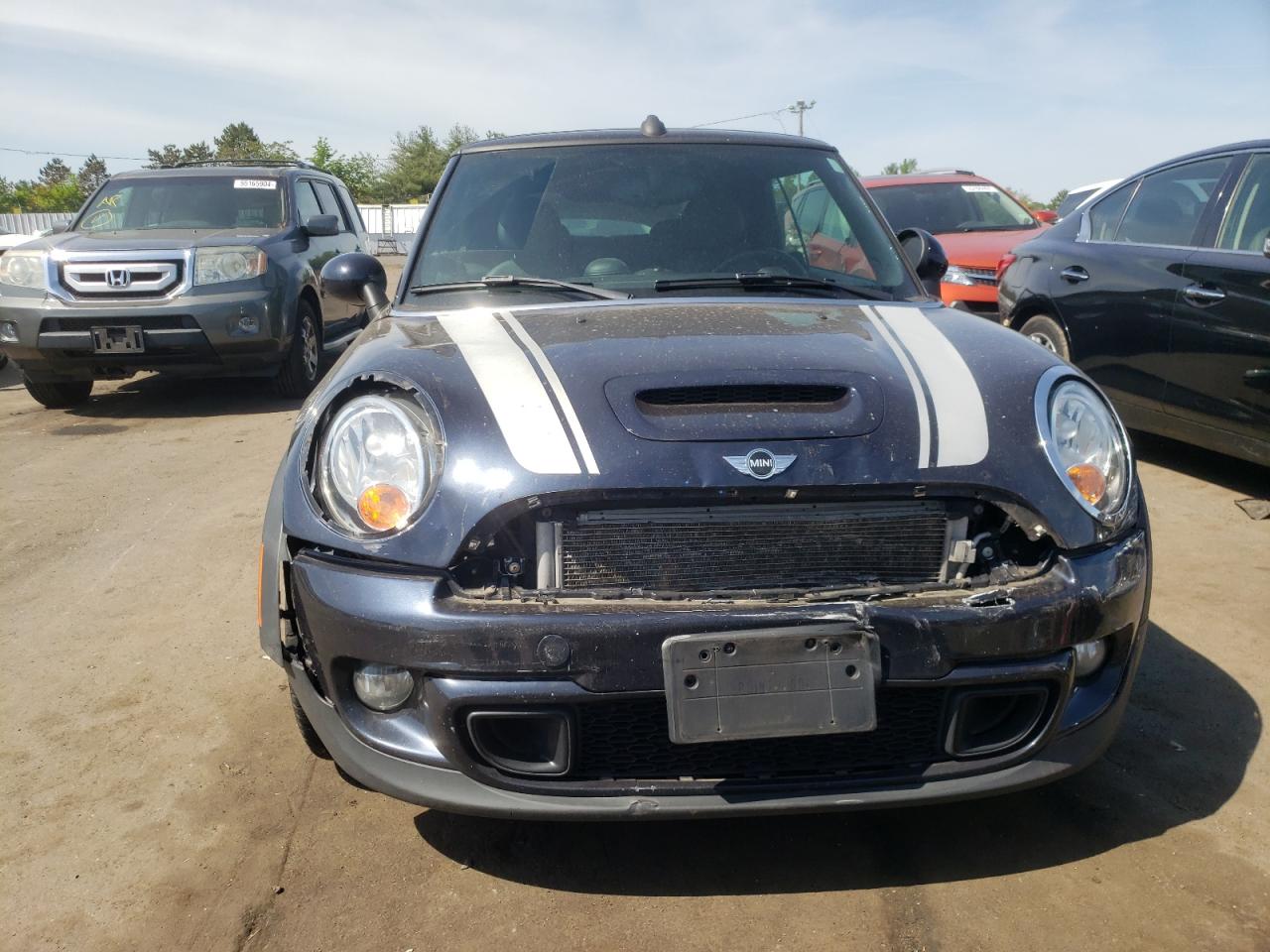 Photo 4 VIN: WMWZP3C58DT705609 - MINI COOPER 