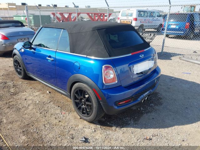 Photo 2 VIN: WMWZP3C58F2A91463 - MINI COOPER CONVERTIBLE 