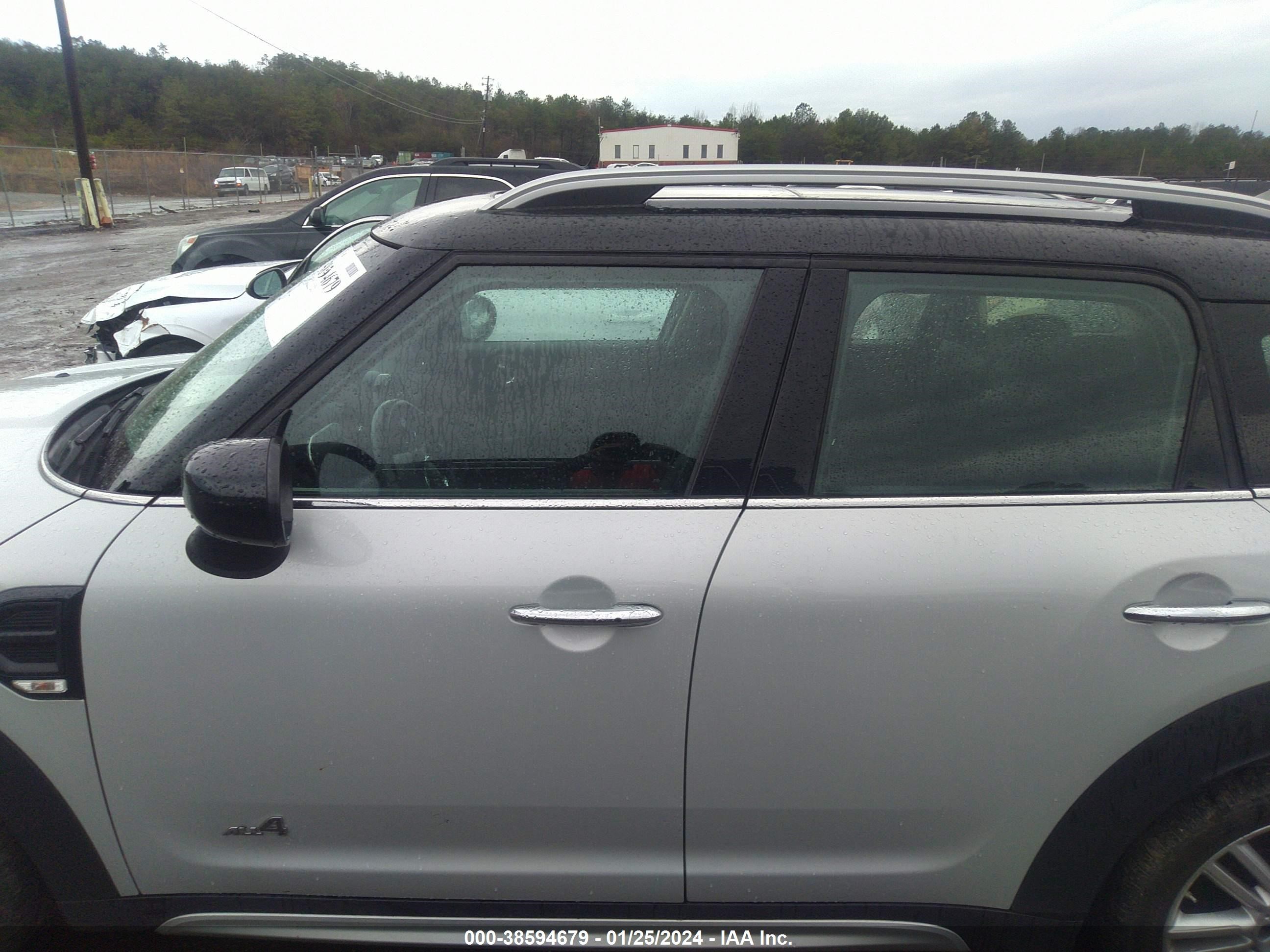 Photo 13 VIN: WMZ43BR06N3N57220 - MINI COUNTRYMAN 