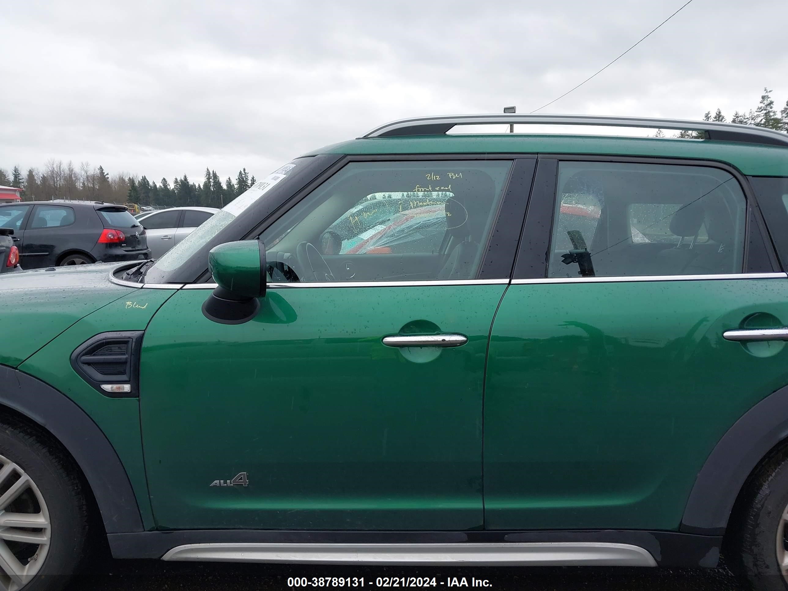 Photo 13 VIN: WMZ43BR0XN3N40419 - MINI COUNTRYMAN 