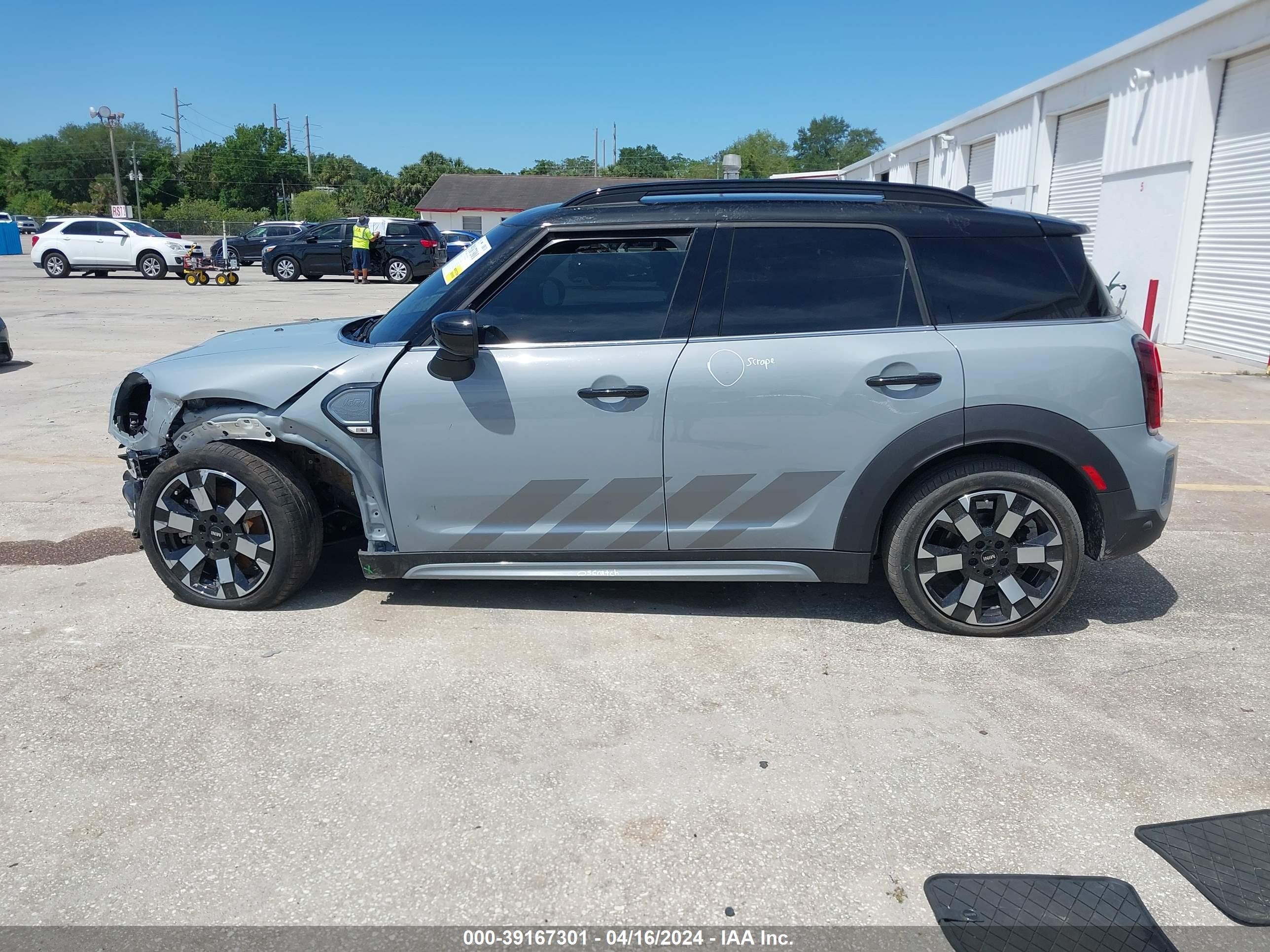 Photo 14 VIN: WMZ53BR07R3R34275 - MINI COUNTRYMAN 