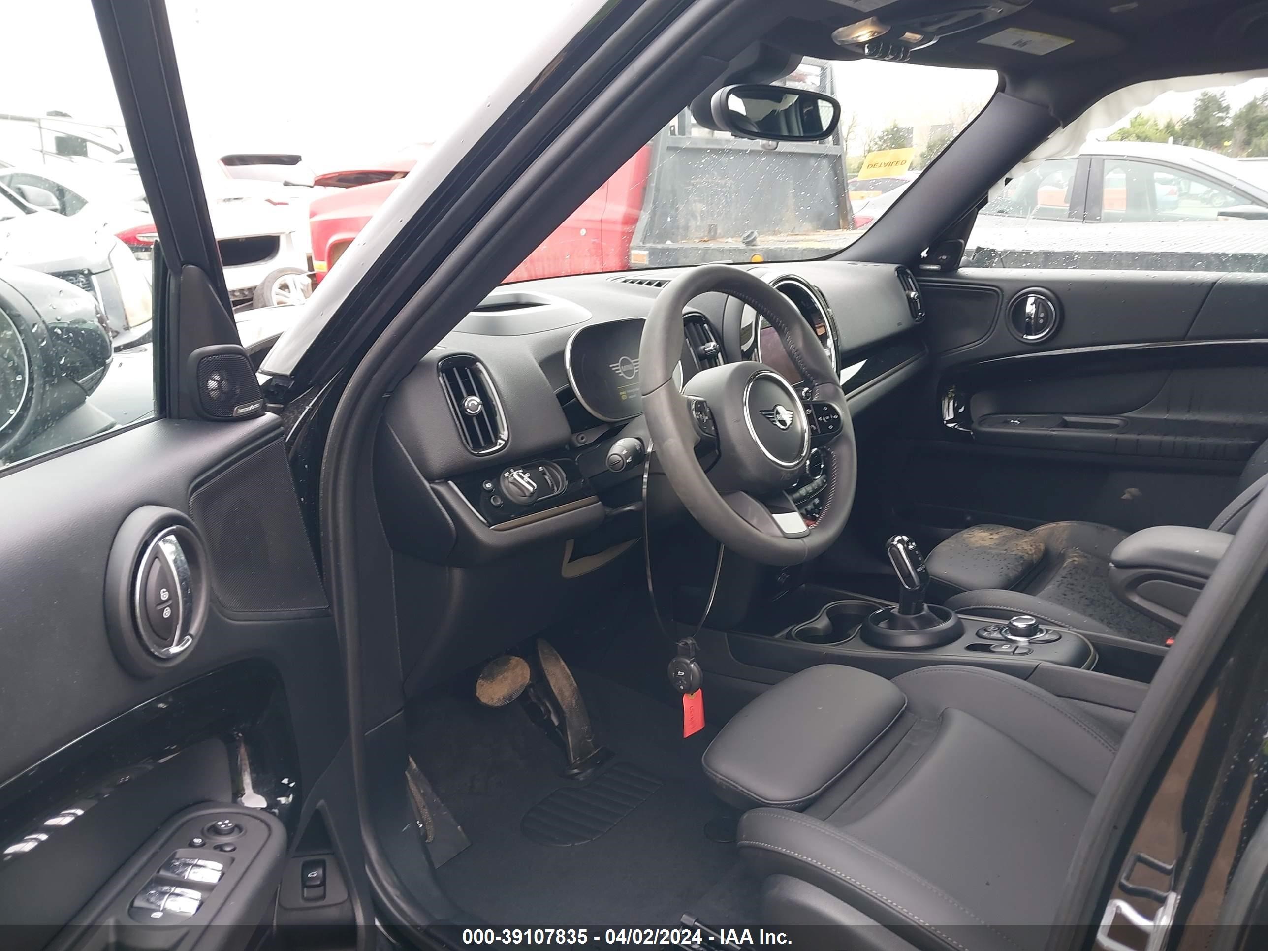 Photo 4 VIN: WMZ83BR04R3S03817 - MINI COUNTRYMAN 