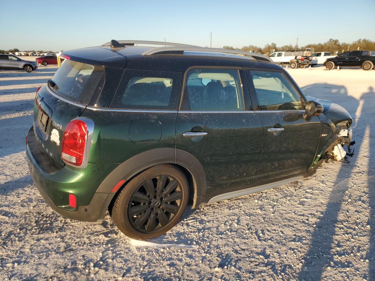 Photo 2 VIN: WMZYS7C31J3E09056 - MINI COOPER 