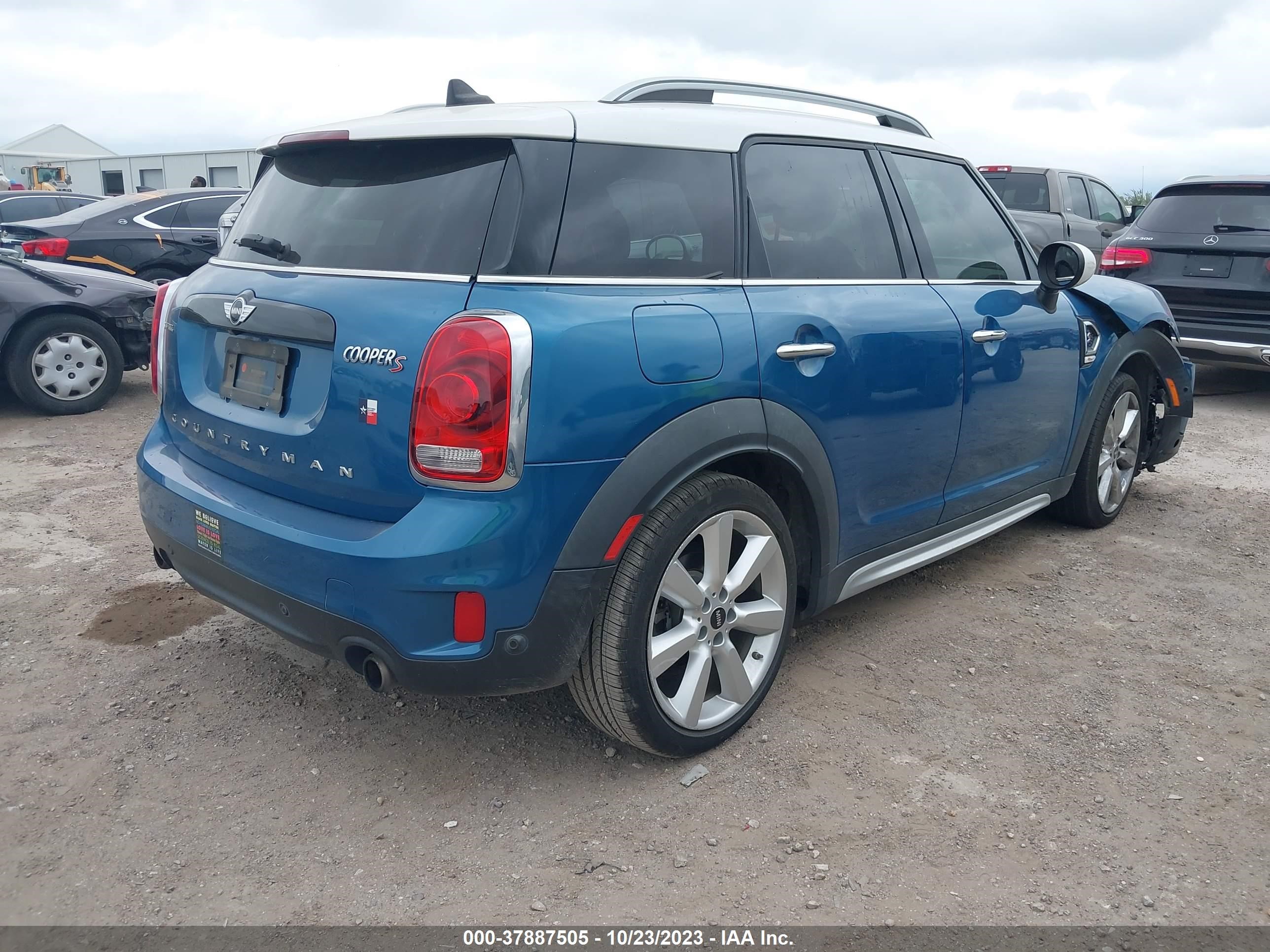 Photo 3 VIN: WMZYT3C36J3D99615 - MINI COUNTRYMAN 