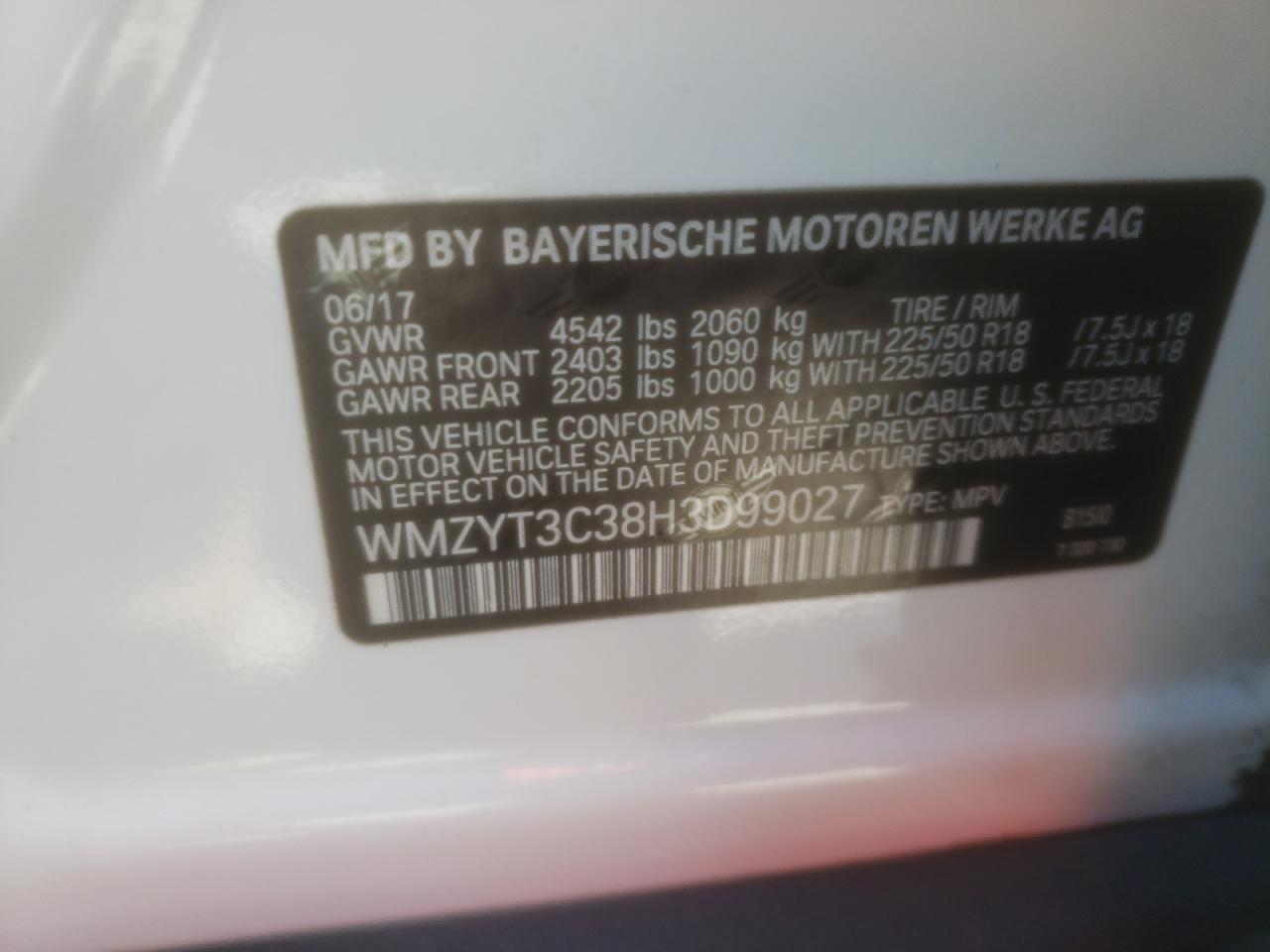 Photo 11 VIN: WMZYT3C38H3D99027 - MINI COOPER 