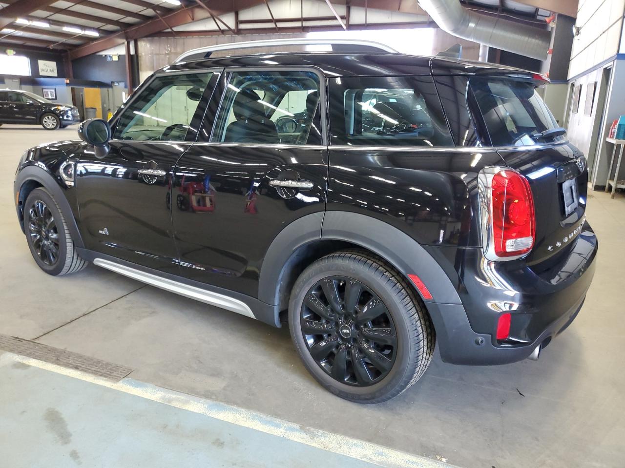 Photo 1 VIN: WMZYT5C30J3D82627 - MINI COOPER 