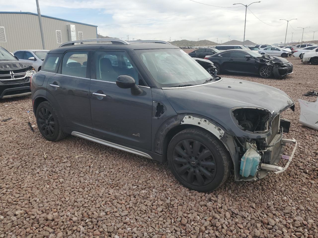 Photo 3 VIN: WMZYT5C33H3B67009 - MINI COOPER 