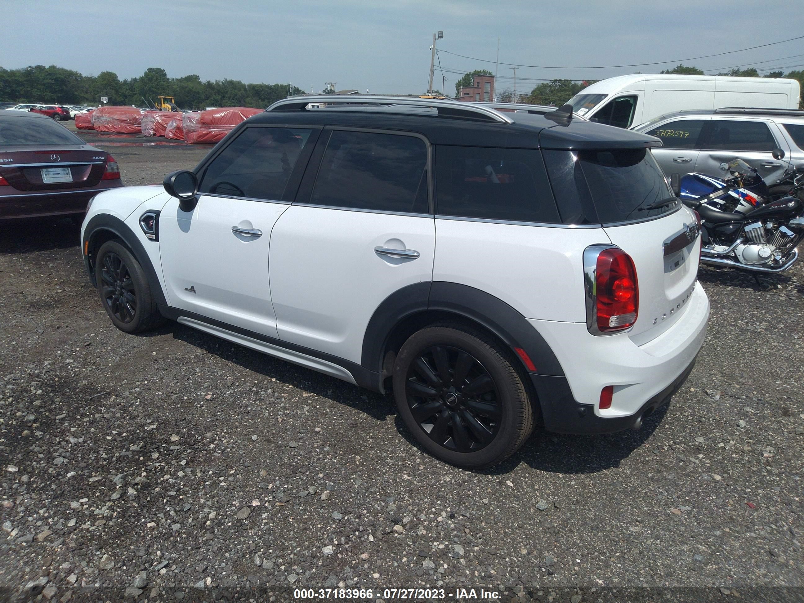 Photo 2 VIN: WMZYT5C55K3E62637 - MINI COUNTRYMAN 