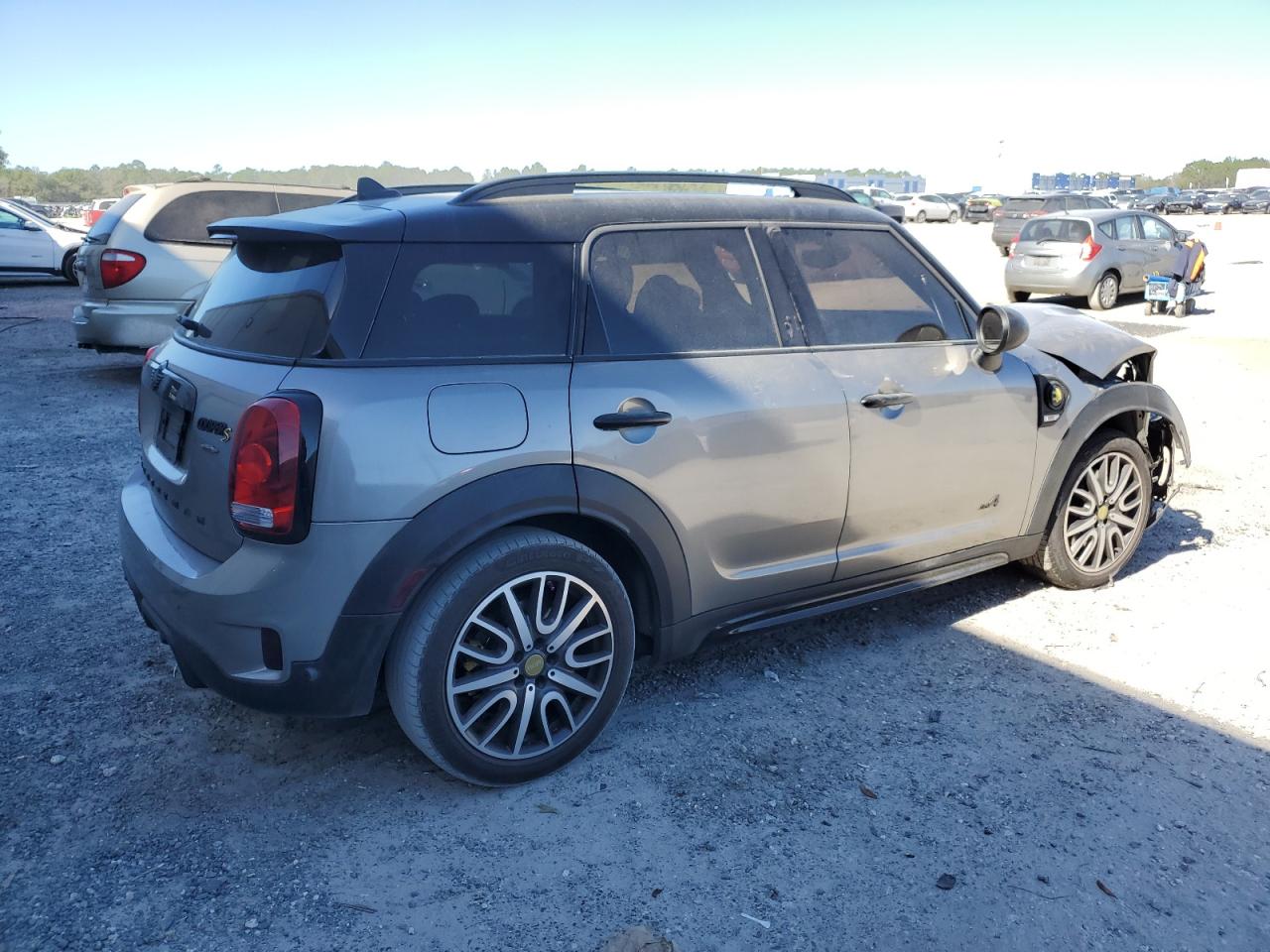 Photo 2 VIN: WMZYU7C55K3F93737 - MINI COOPER 