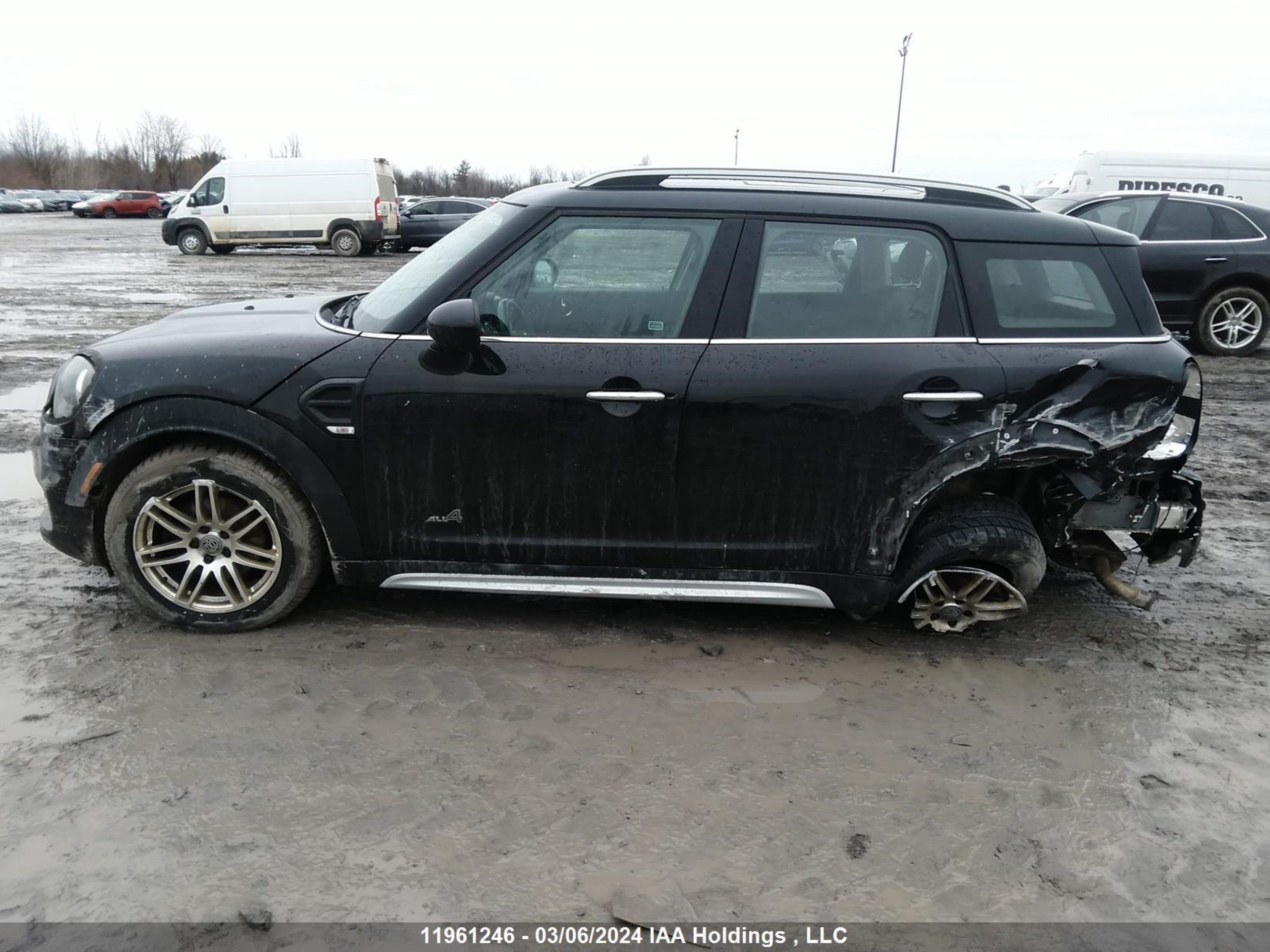 Photo 13 VIN: WMZYV5C35H3E01399 - MINI COUNTRYMAN 